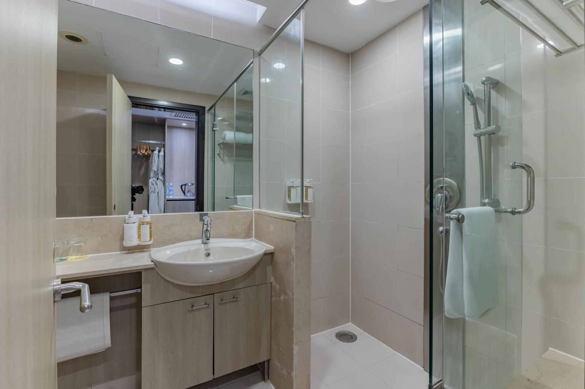 Holiday Inn Shanghai Vista By Ihg Екстериор снимка