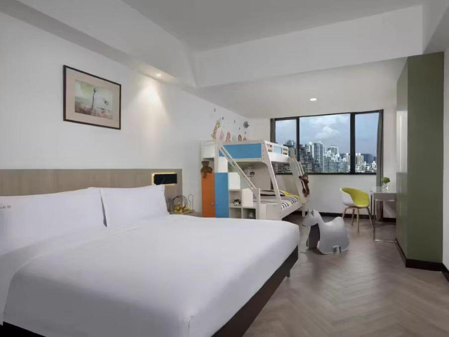Holiday Inn Shanghai Vista By Ihg Екстериор снимка