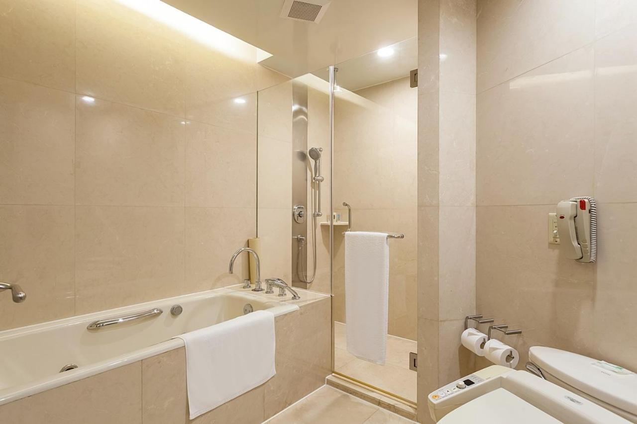 Holiday Inn Shanghai Vista By Ihg Екстериор снимка