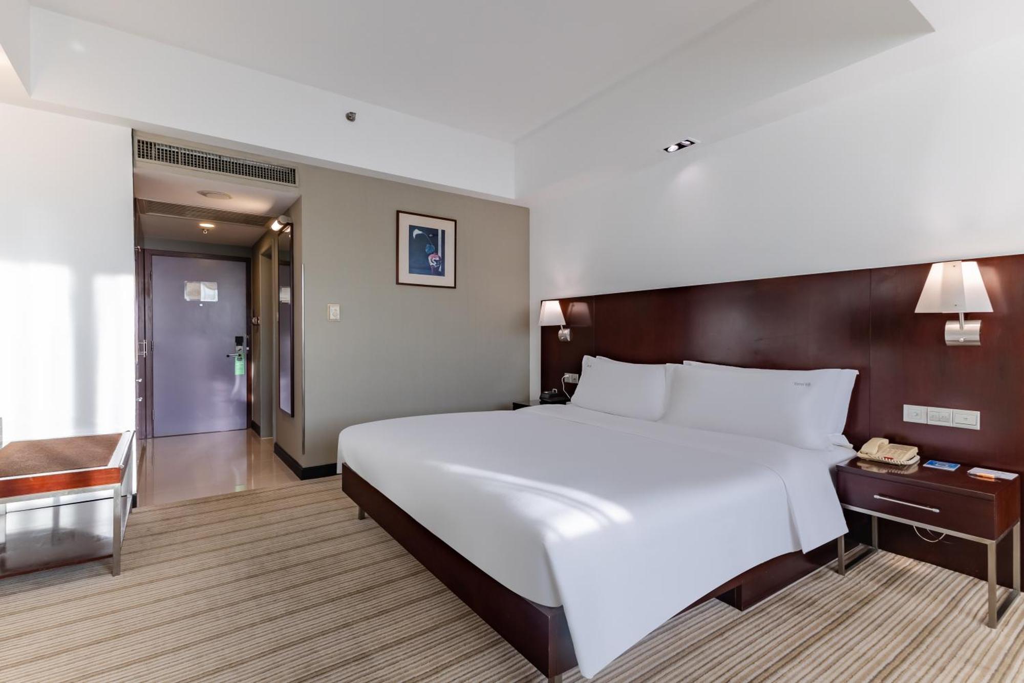 Holiday Inn Shanghai Vista By Ihg Екстериор снимка