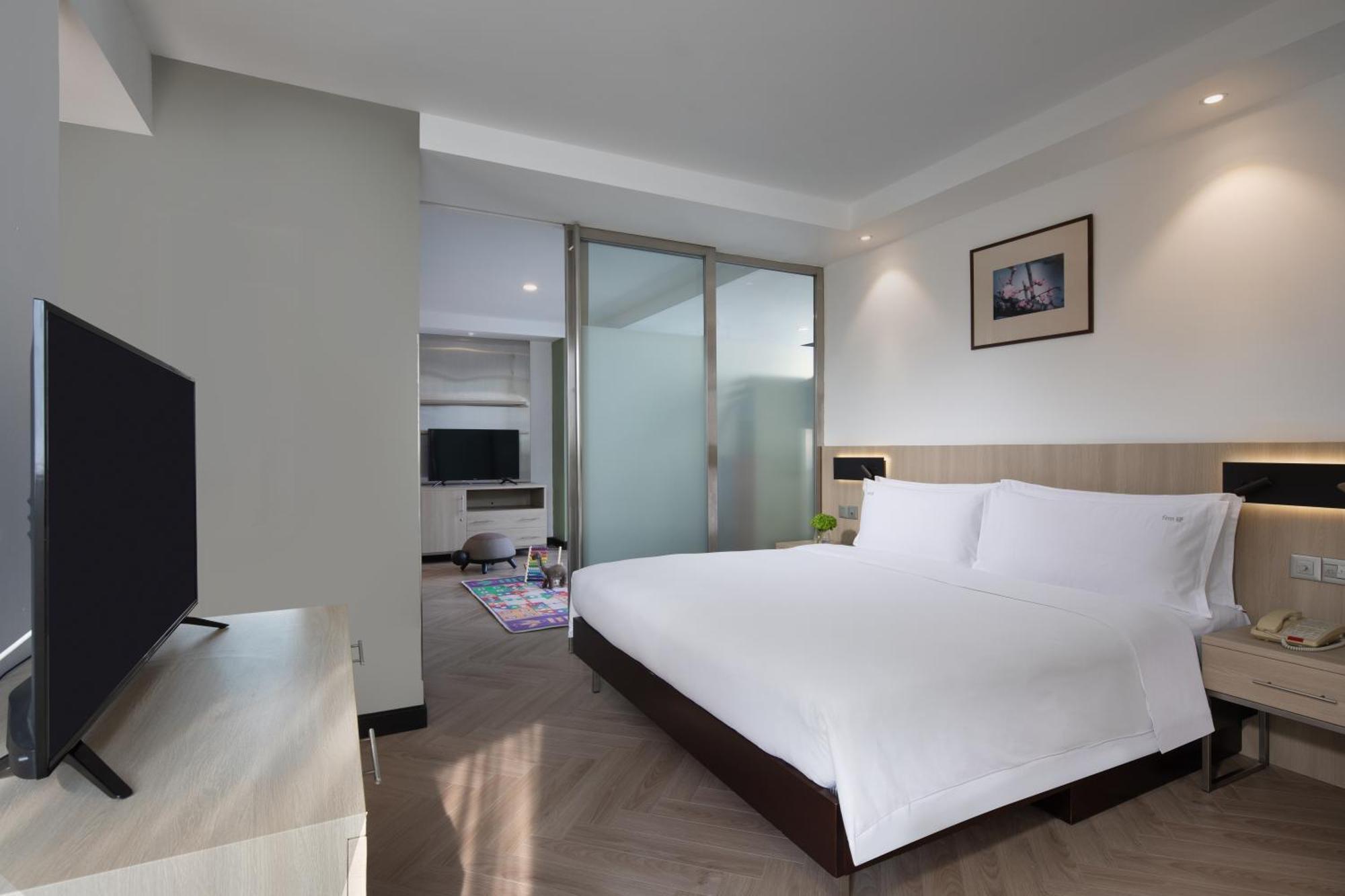 Holiday Inn Shanghai Vista By Ihg Екстериор снимка
