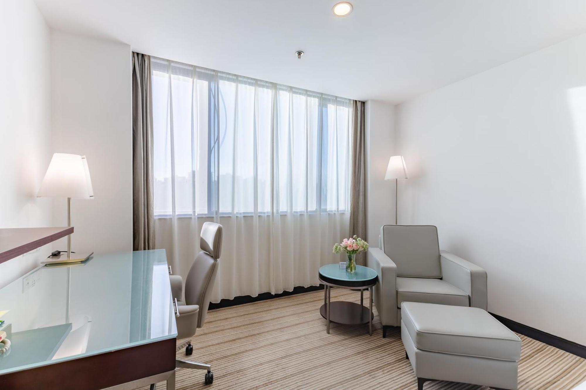 Holiday Inn Shanghai Vista By Ihg Екстериор снимка