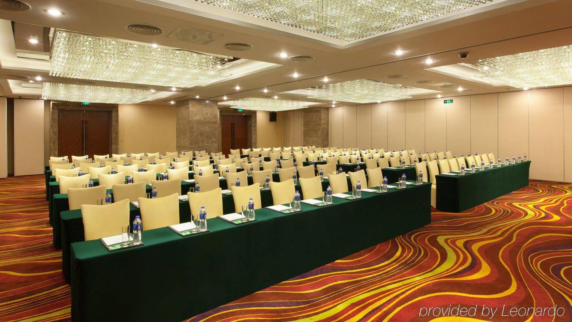 Holiday Inn Shanghai Vista By Ihg Екстериор снимка